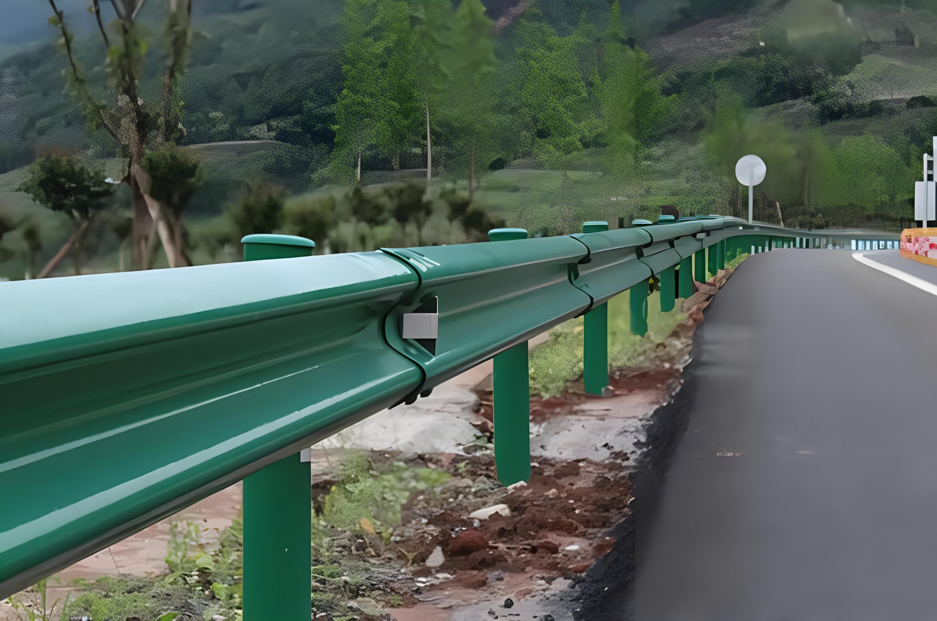 济南波形护栏保护道路安全的重要设施